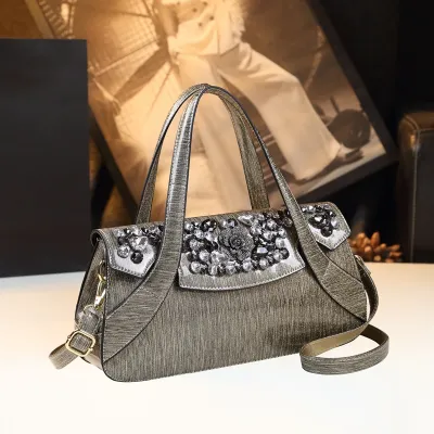 Heavy-duty embroidered diamond light luxury bag HB46427